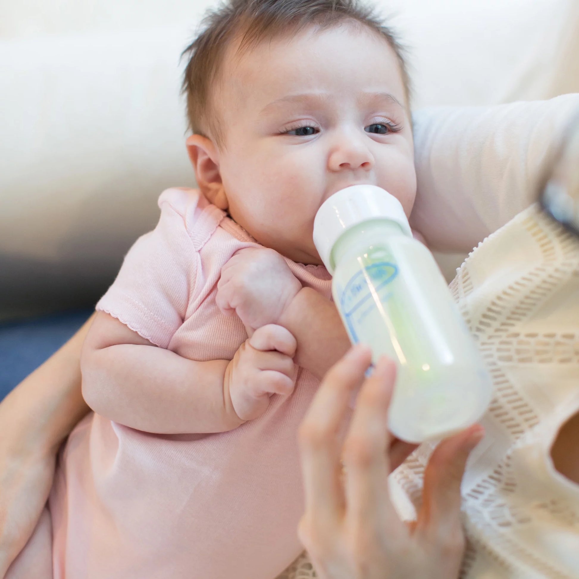 Natural Flow Anti-Colic Options+ Narrow Breast to Bottle Feeding Set, Clear, 4Oz, 4 Pack